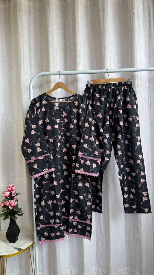 BLACK LILLY
