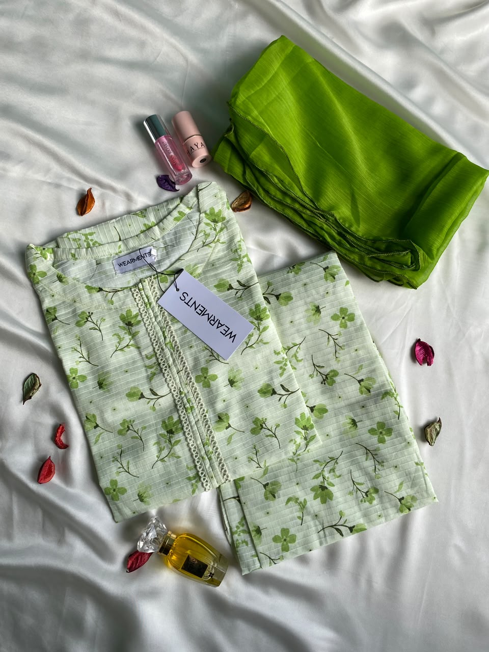 Mint Meadow – Premium Summer Lawn 3PC Suit