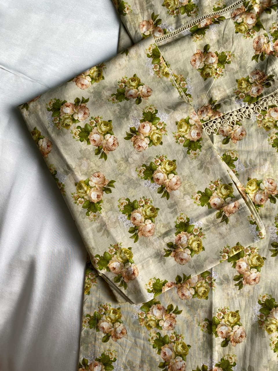 olive-garden-3pc-printed-lawn-suit