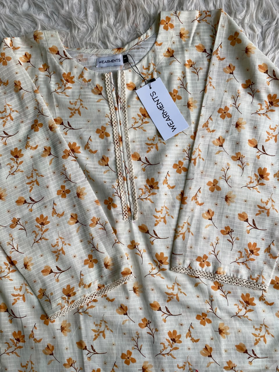 Amber Bloom – Premium Summer Lawn 3PC Suit