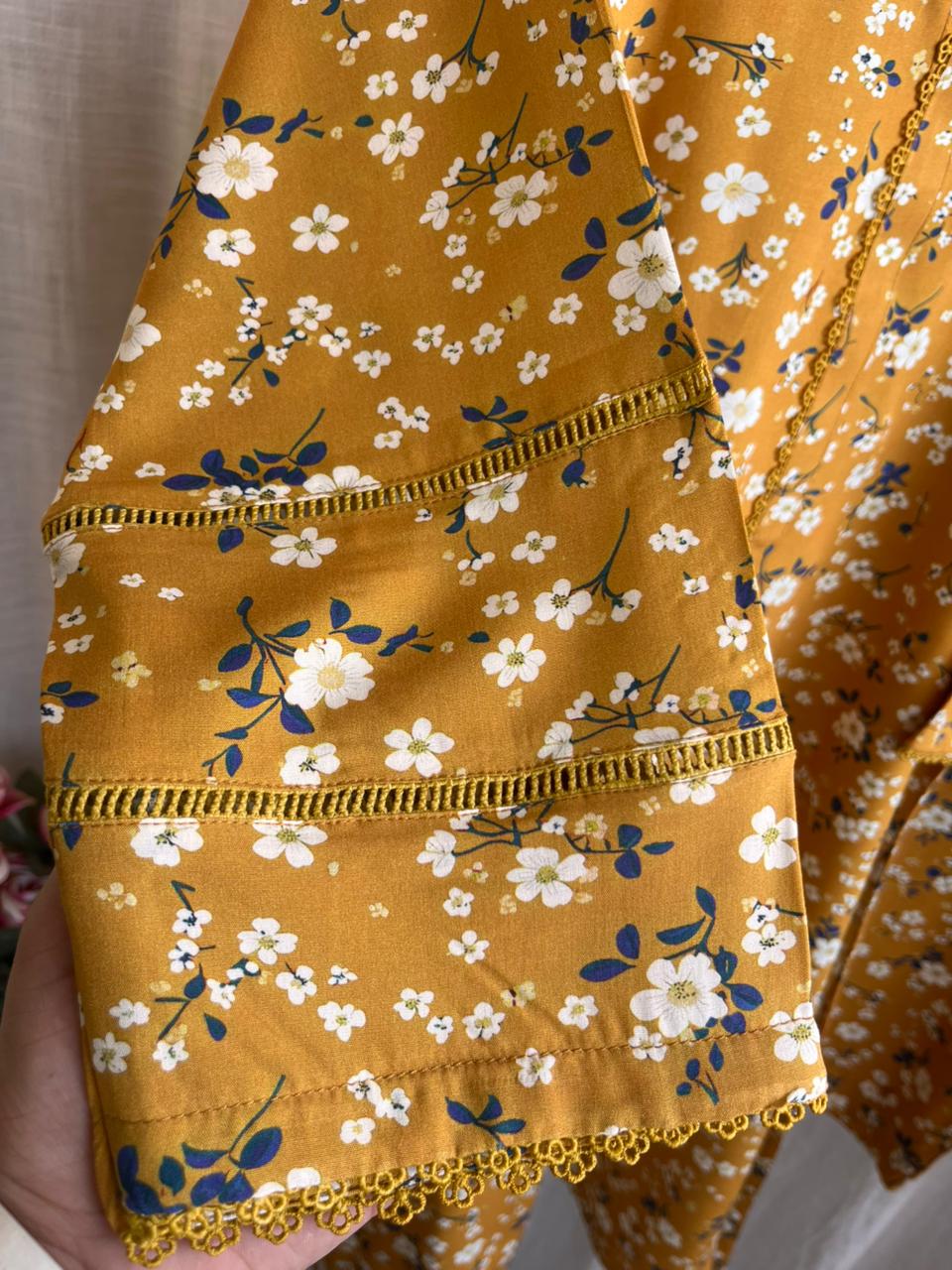 🌼 Mustard Meadow Floral Set