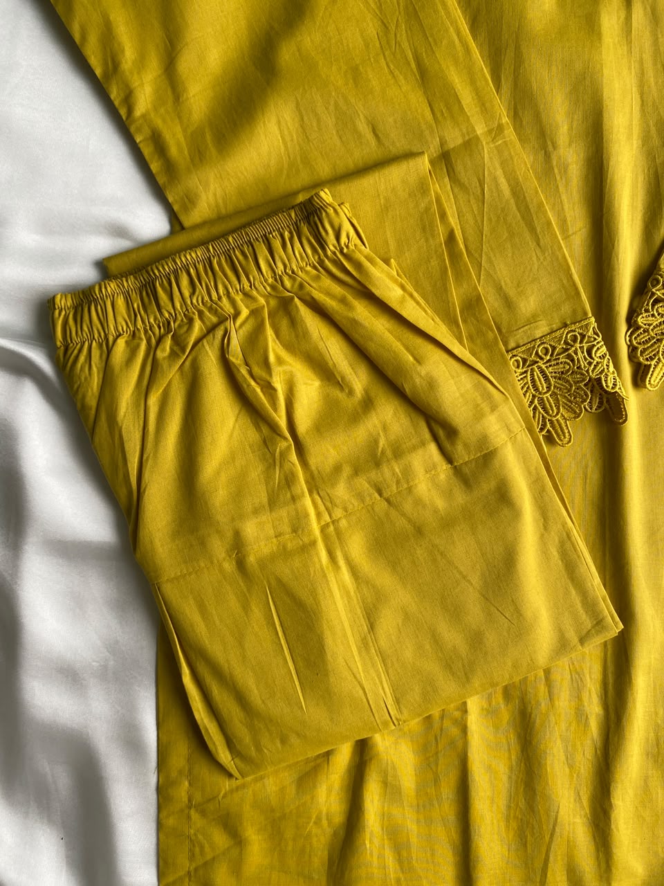 Mustard Yellow Solid Seamless 2 Piece Suit