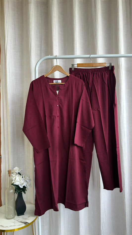 MAROONISH SOLID