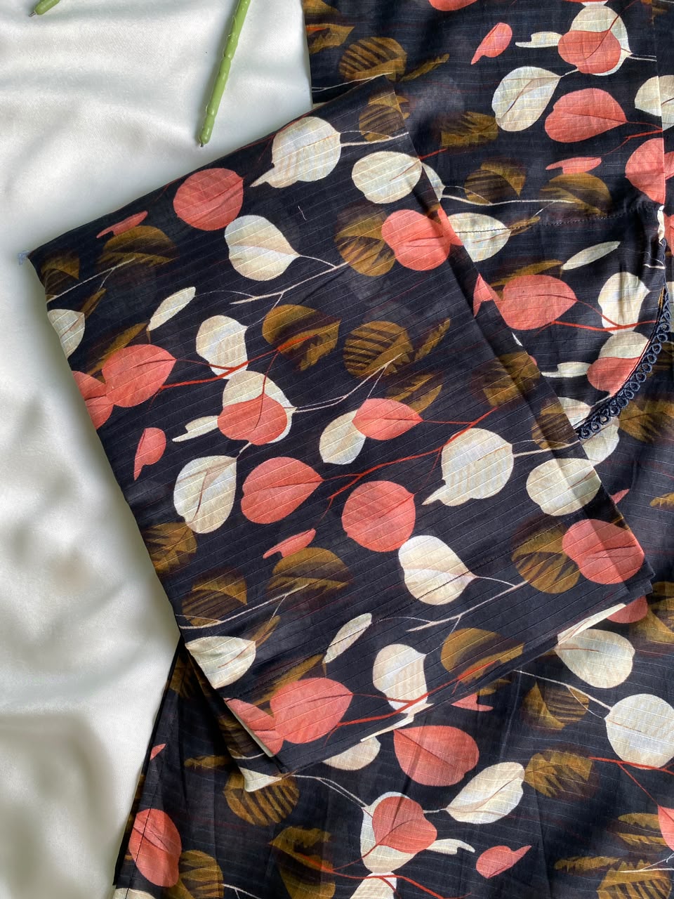 Midnight Leaves  3PCS SET
