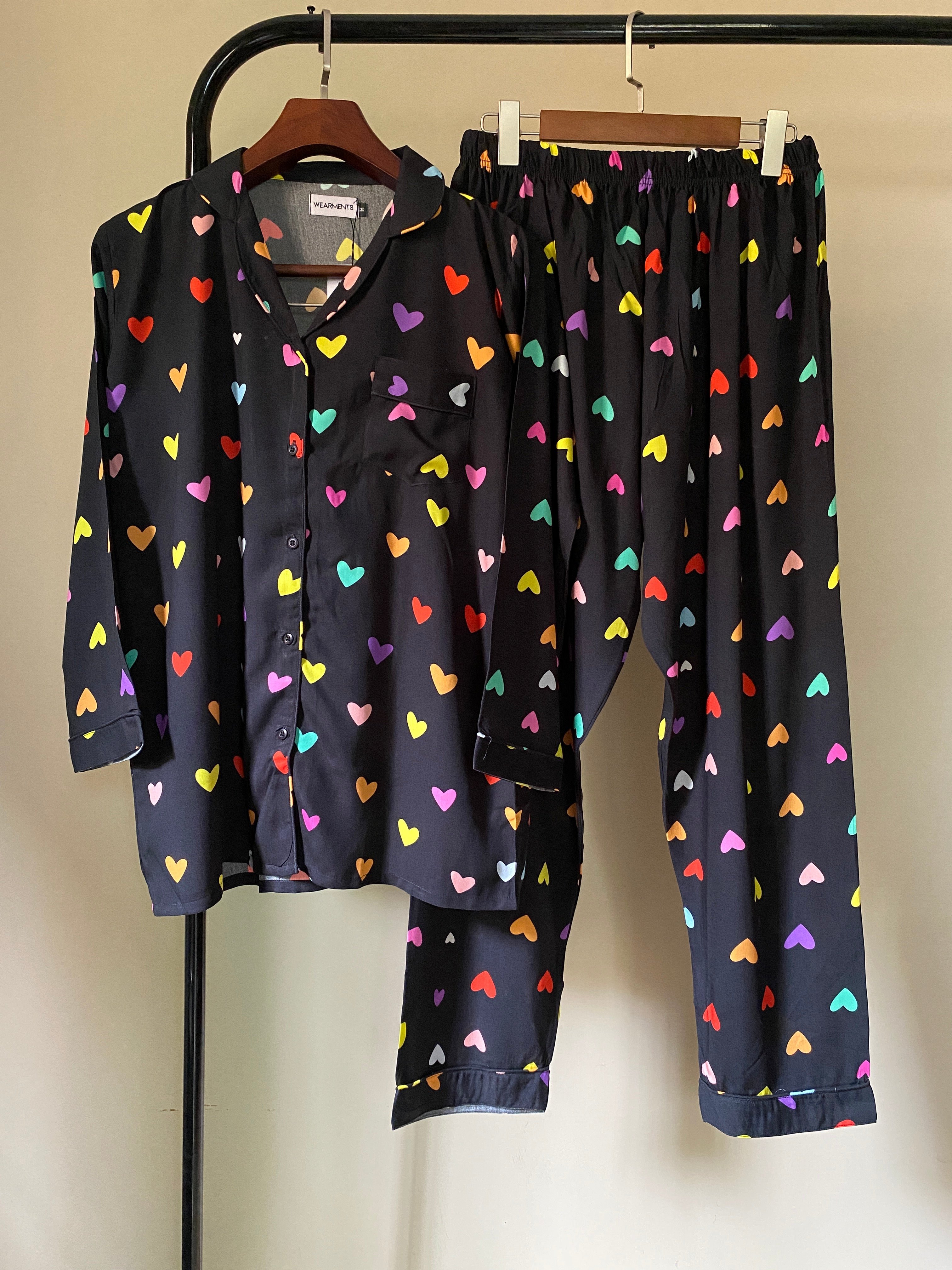🖤 Multicolor Hearts Night Suit