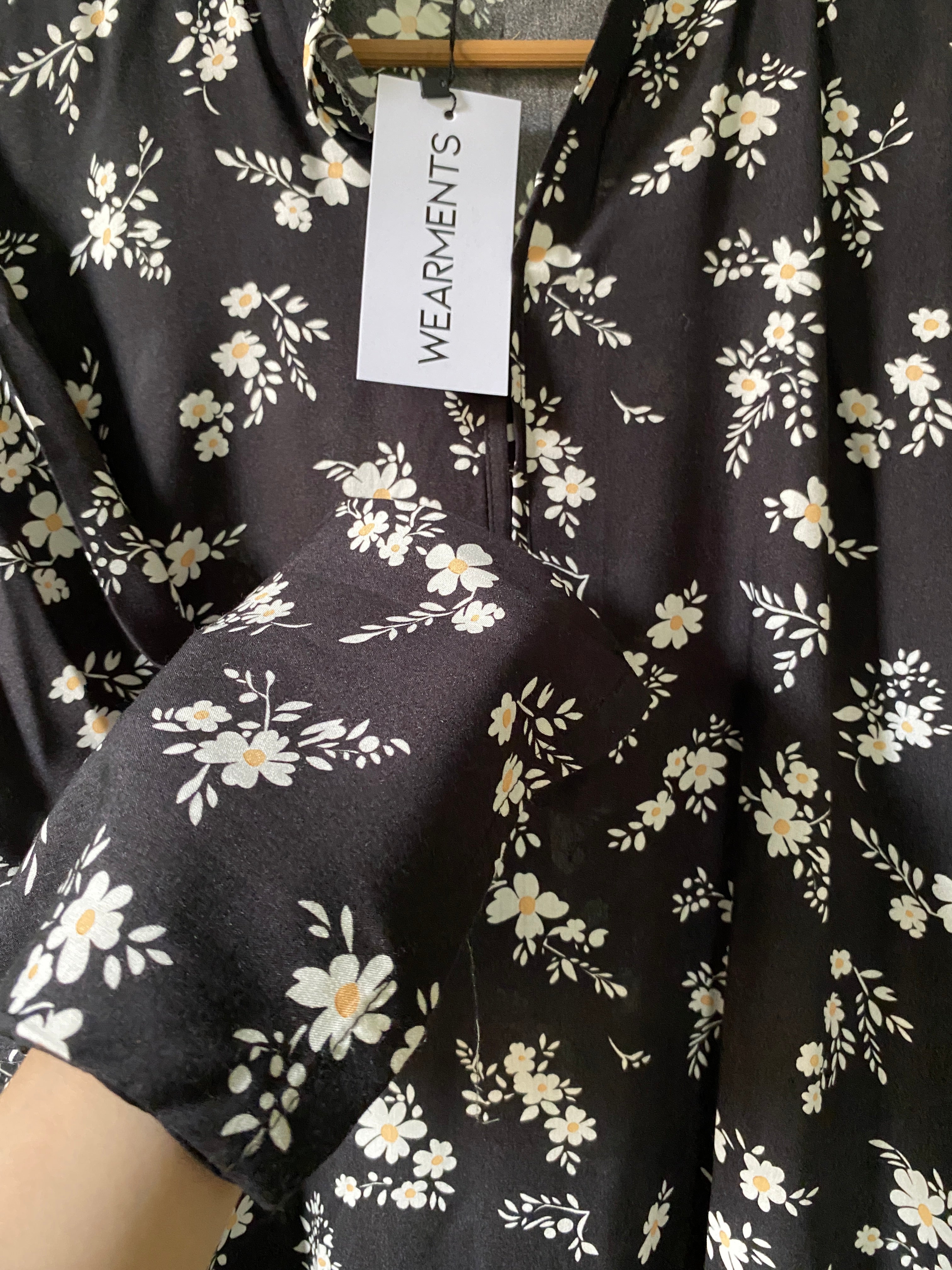 Midnight Daisy 2PC Linen Set