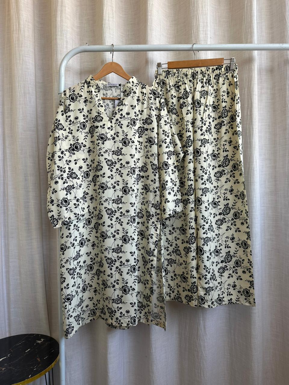 Midnight Scarlet Embro