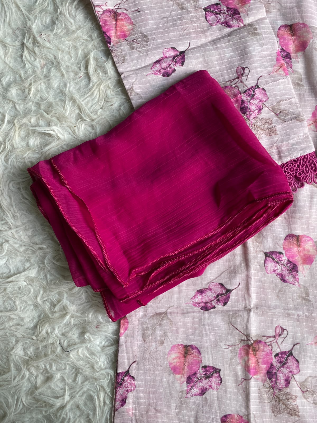 Pink Leaf – Premium Summer Lawn 3PC Suit