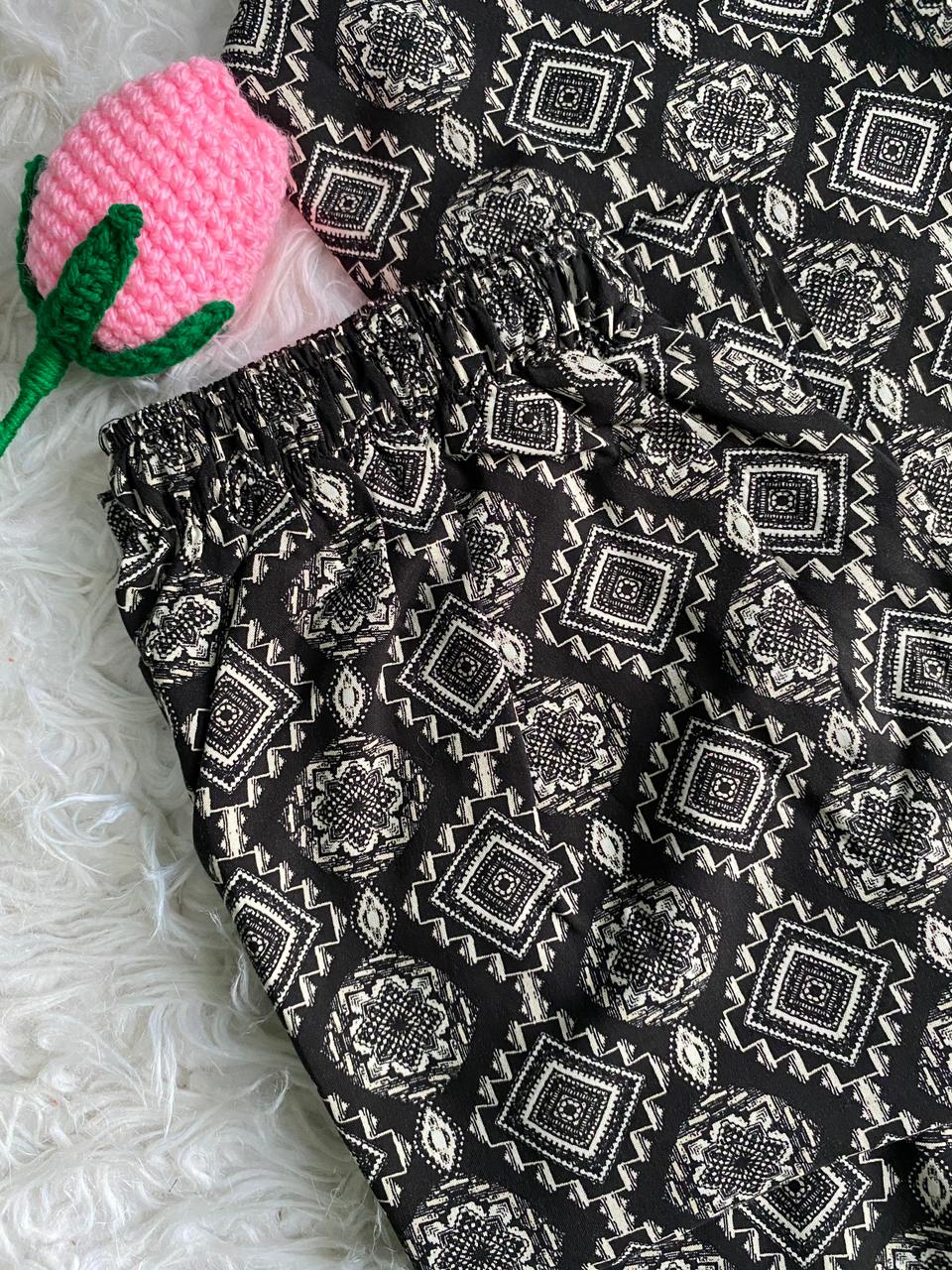 Noir Geo Luxe Set