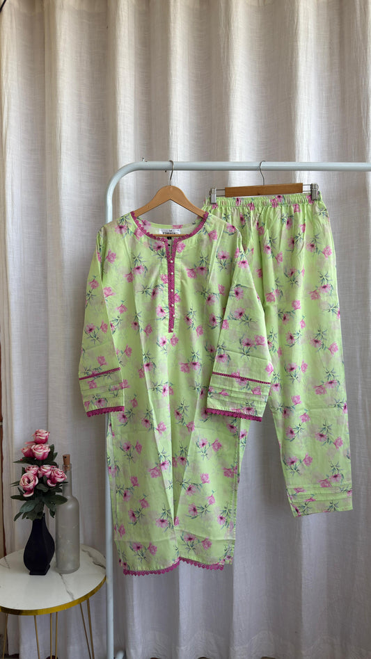 PISTA ROSE