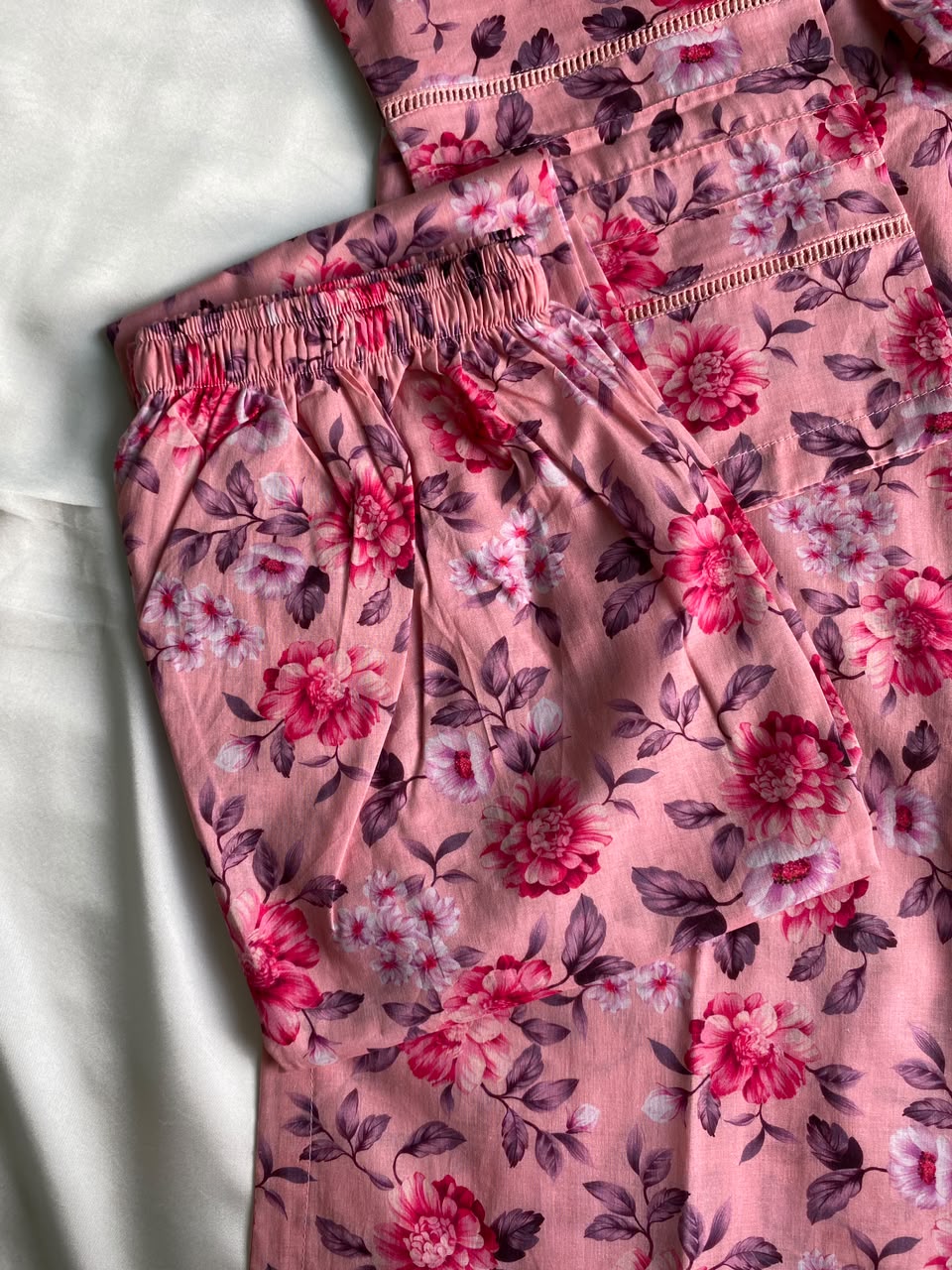 Rose Blush – Premium Summer Lawn 3PC Suit