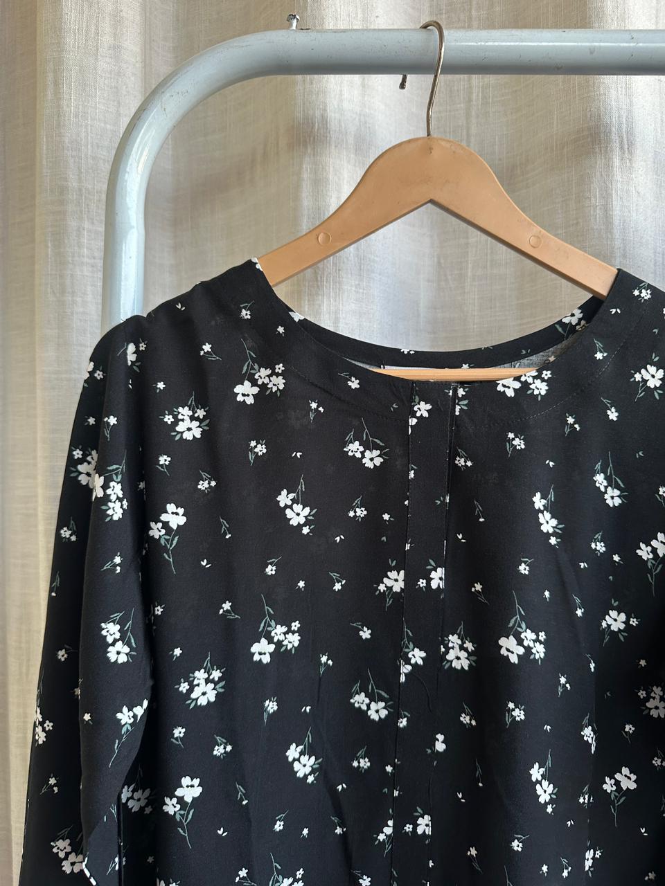 ⚫ Midnight Mono Bloom