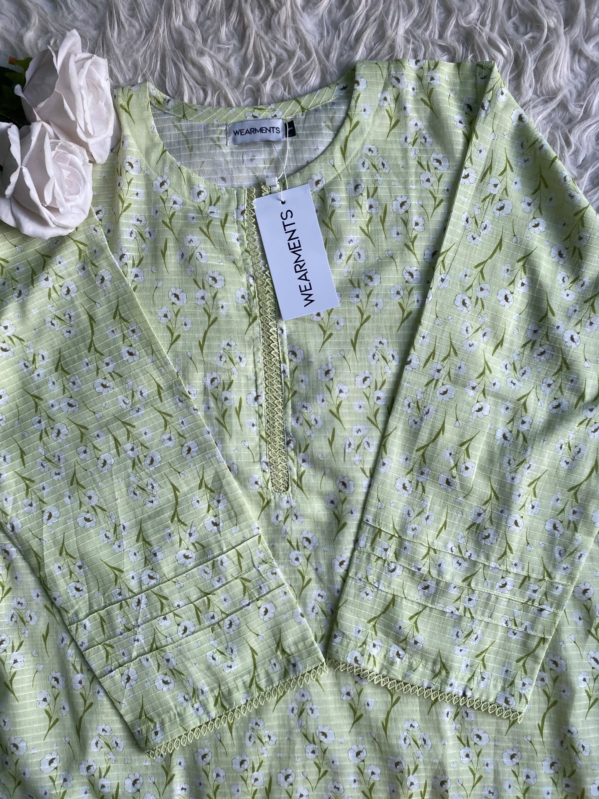 Mint Daisy – Premium Summer Lawn 3PC Suit